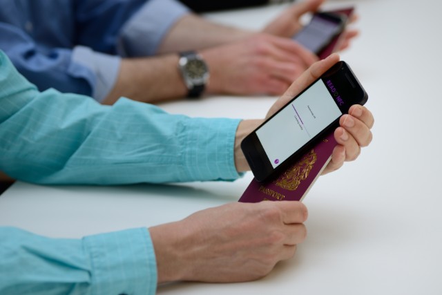 20180430 Read Passport - 2 people 20180430 Read Passport - 2 people